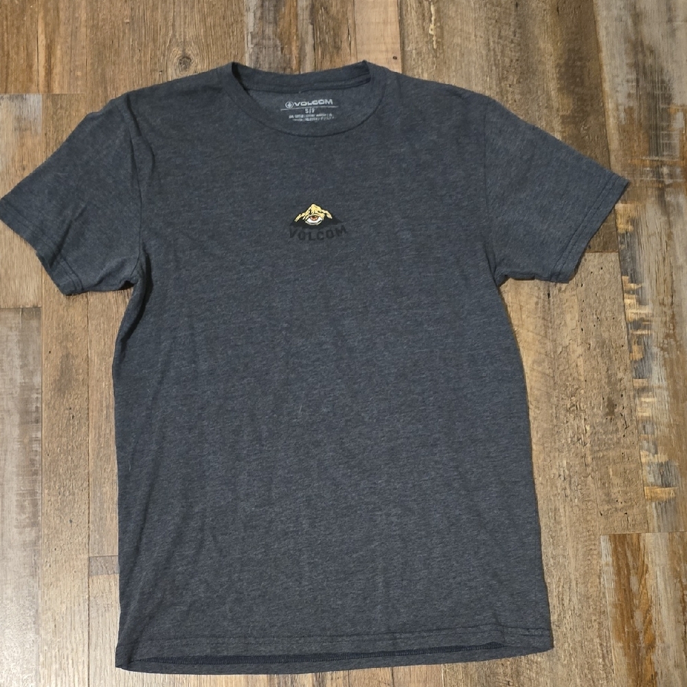 Volcom Men's Dark Gray Tee with Mountain Logo